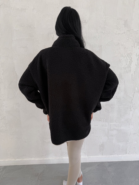 Teddy Black/ Beige Piping half zip fur