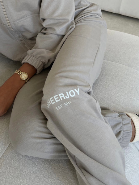 Beige Summer Jogger